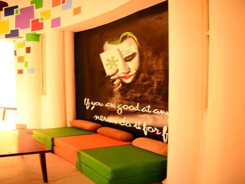 Zostel Varanasi Hostel Ngoại thất bức ảnh